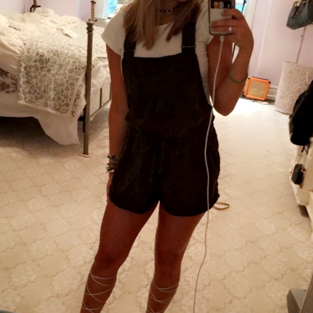 Green Overalls - Picture 2 of 2